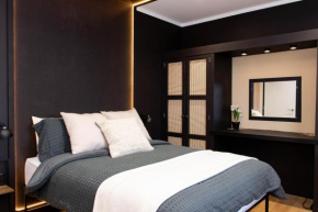 Topanga - self contained 1 bed apartment
